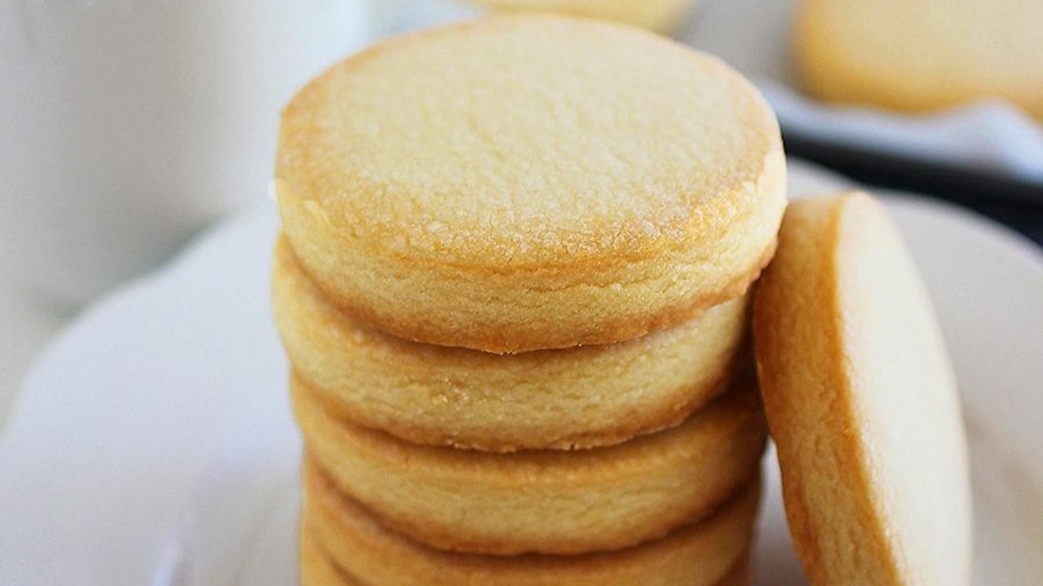 Countdown to Christmas Recipes: Shortbread (AKA Oma) Cookies